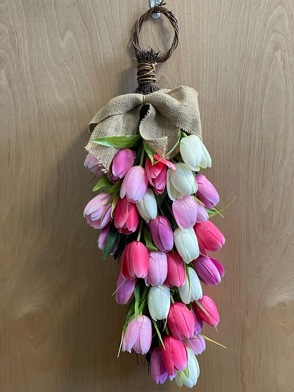 Tulip Grapevine Swag/Wreath 24” Long